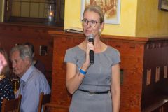 (Matthias Göbel) Begrüßungsrede am Festabend von der Bundesvorsitzenden der DFG Mari Koskela