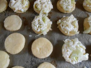 Käse-Lauch-Piroggen
